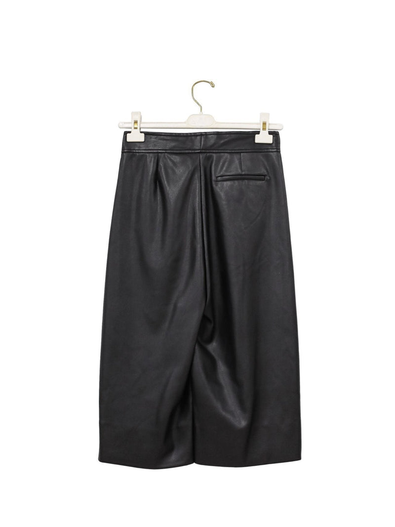 TWO-WAY DETAIL VEGAN LEATHER BERMUDA SHORTS