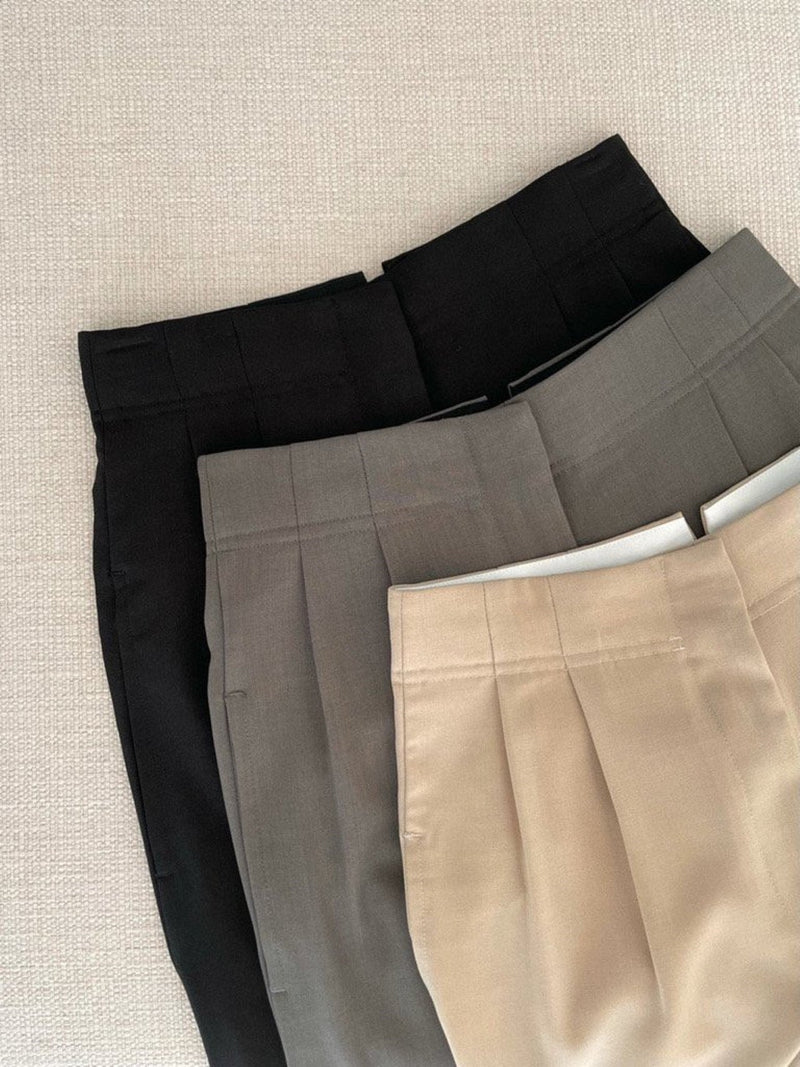 TWO PIN TUCK WIDE TROUSERS