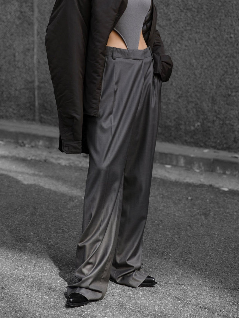 UNBALANCED FLY HIGH RISE WIDE TROUSERS