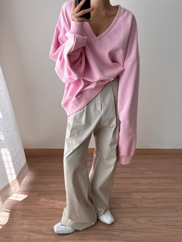 OVERSIZED V-NECK SWEATSHIRT