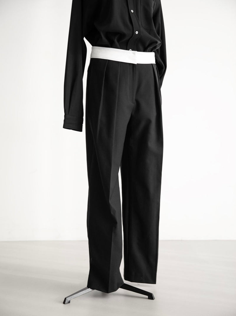 WAIST LINED DETAIL WIDE PIN TUCK TROUSERS