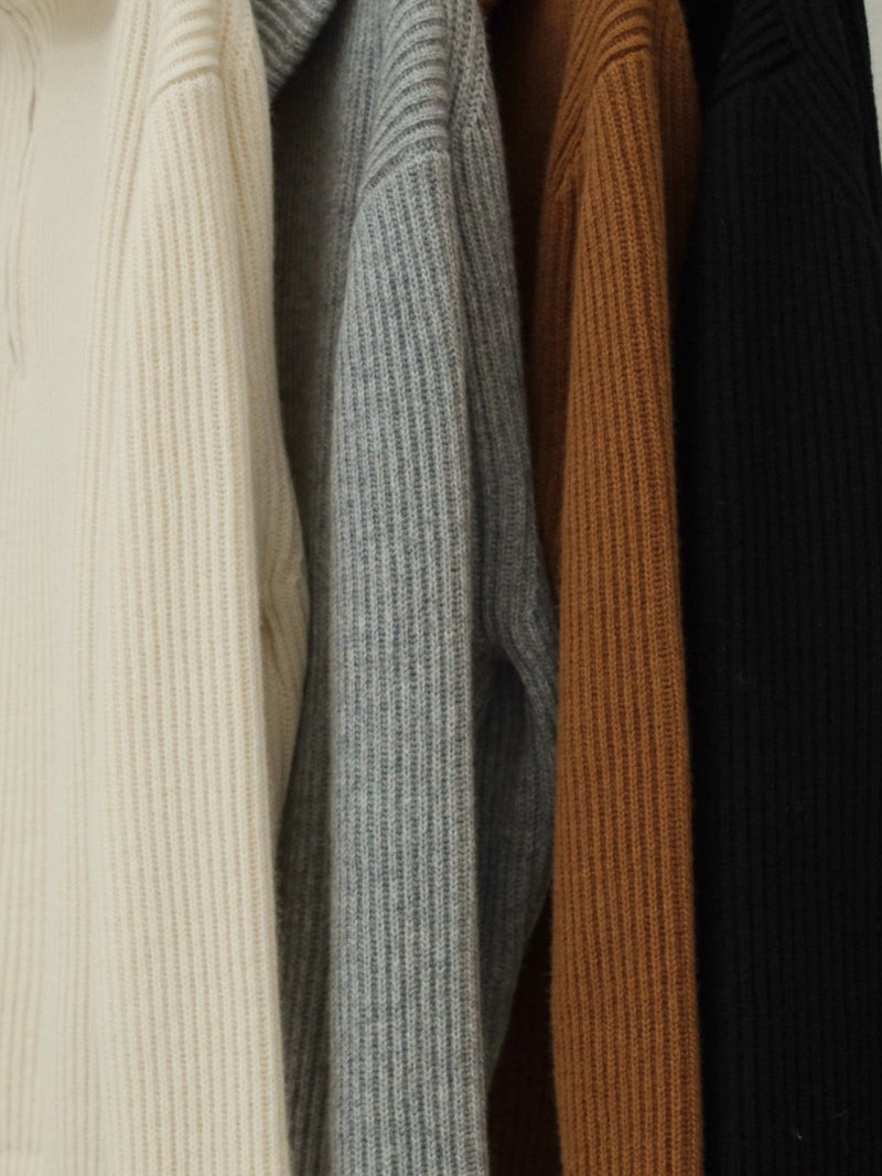 WOOL CASHMERE HALF ZIPPED COLLARED KNIT