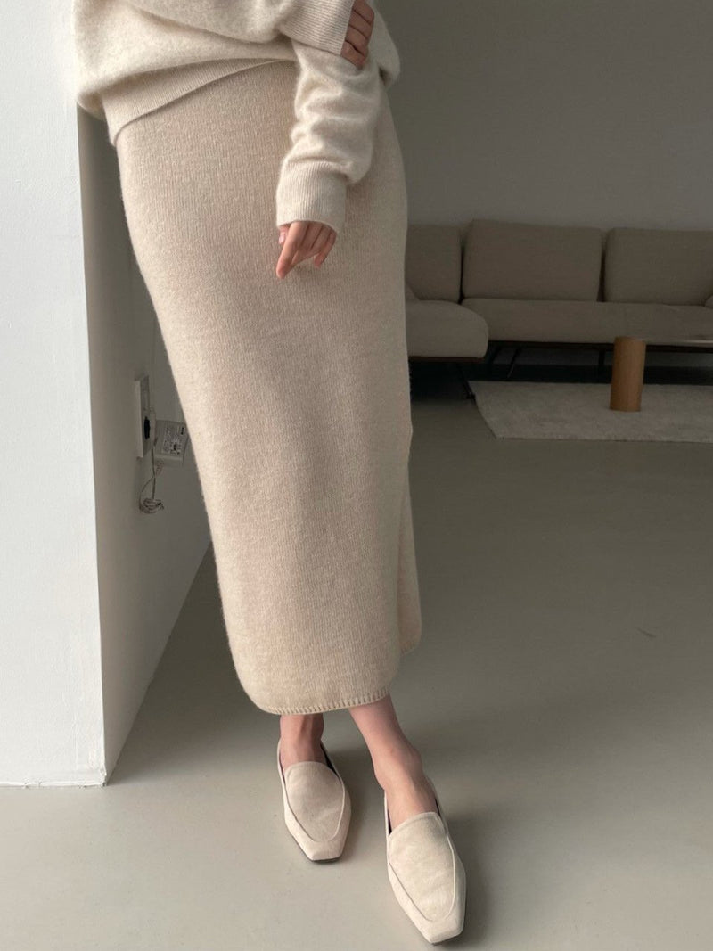 WOOL CASHMERE KNIT SKIRT WITH SLIT