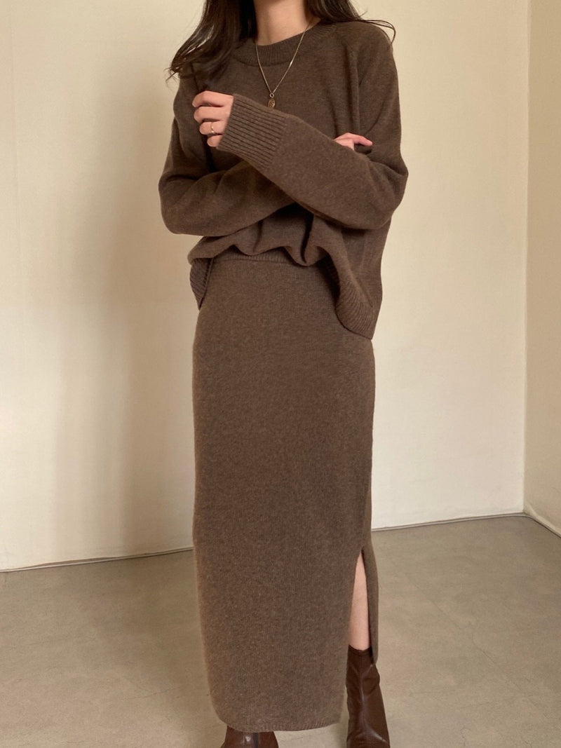 WOOL CASHMERE KNIT SKIRT WITH SLIT