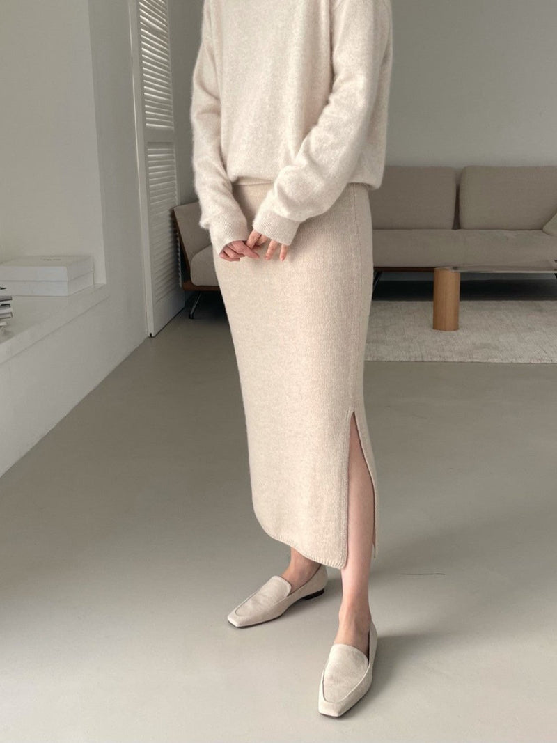 WOOL CASHMERE KNIT SKIRT WITH SLIT