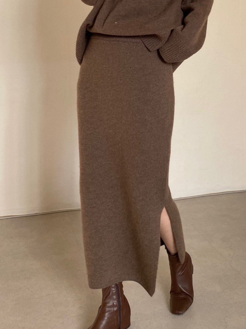 WOOL CASHMERE KNIT SKIRT WITH SLIT