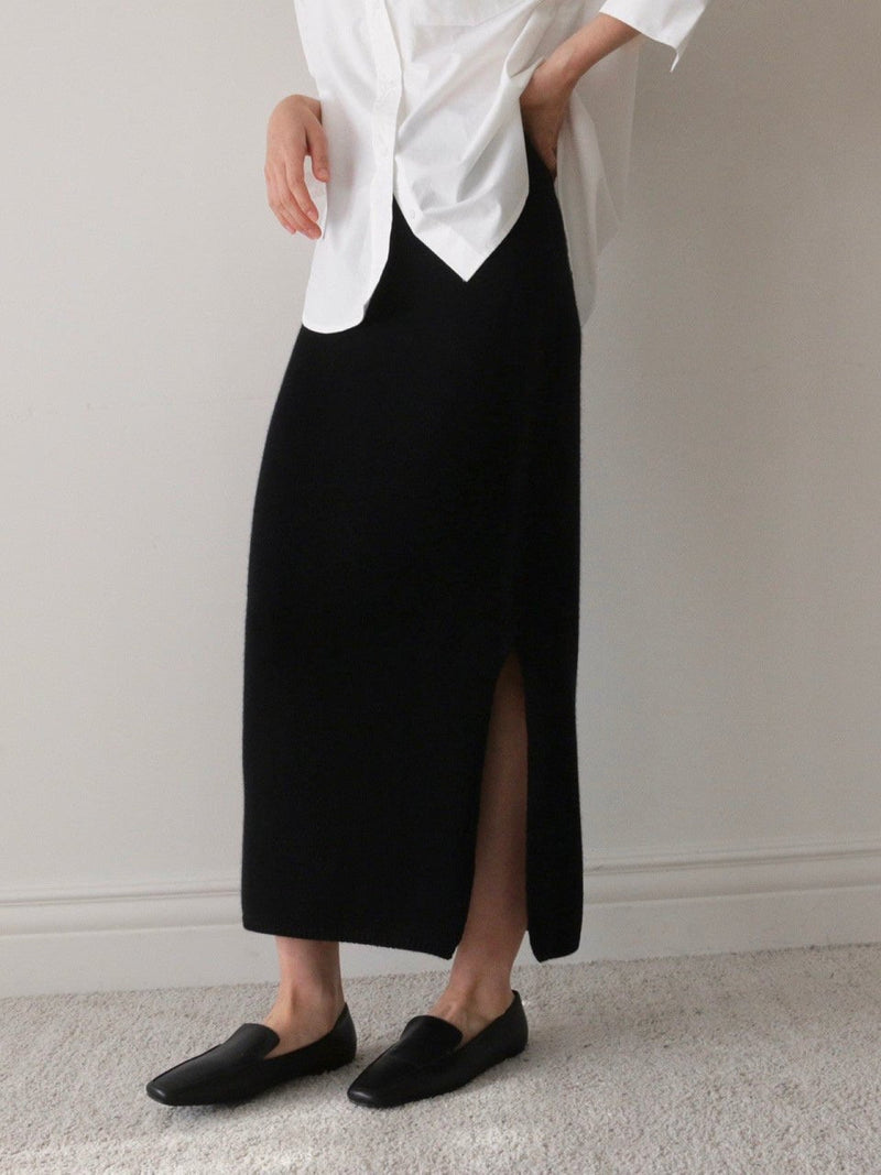 WOOL CASHMERE KNIT SKIRT WITH SLIT