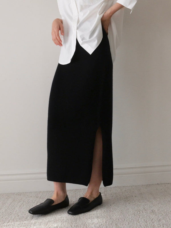 WOOL CASHMERE KNIT SKIRT WITH SLIT