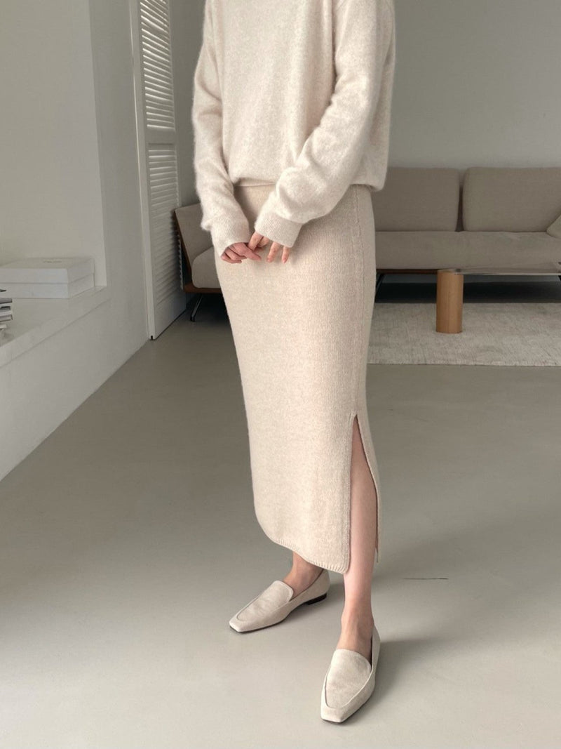 WOOL CASHMERE KNIT SKIRT WITH SLIT
