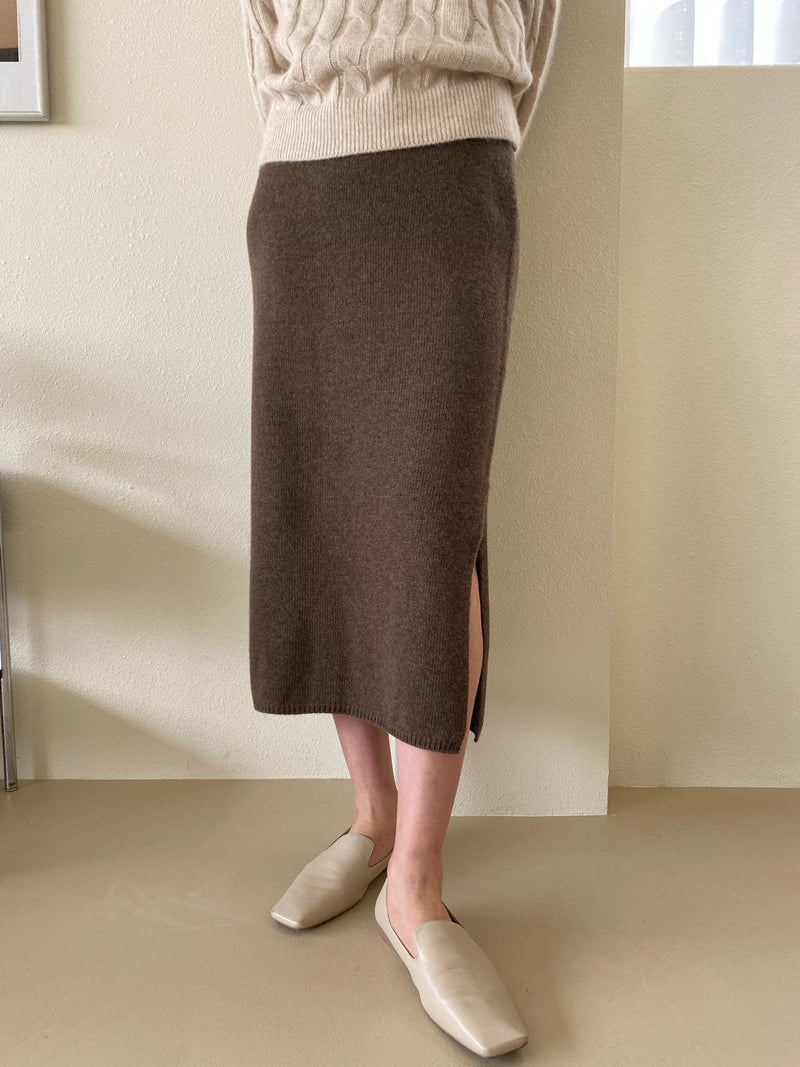 WOOL CASHMERE KNIT SKIRT WITH SLIT