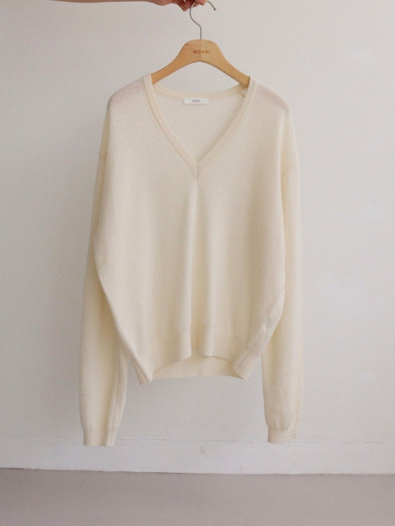 WOOL CASHMERE V-NECK TOP