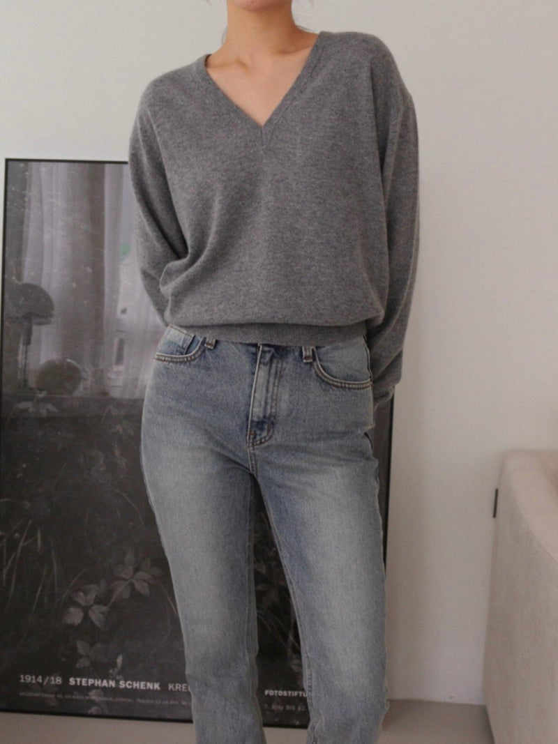 WOOL CASHMERE V-NECK TOP