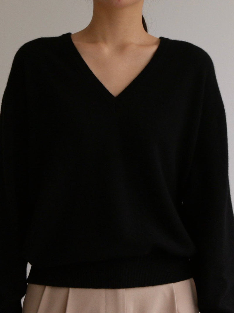 WOOL CASHMERE V-NECK TOP