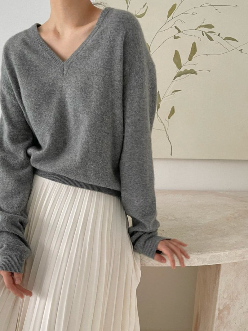 WOOL CASHMERE V-NECK TOP