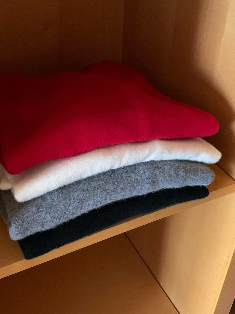 WOOL CASHMERE V-NECK TOP