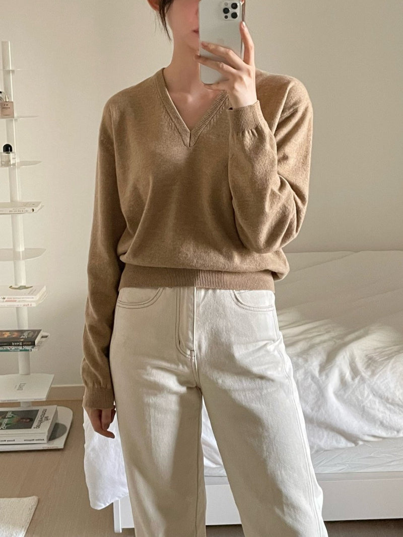 WOOL CASHMERE V-NECK TOP