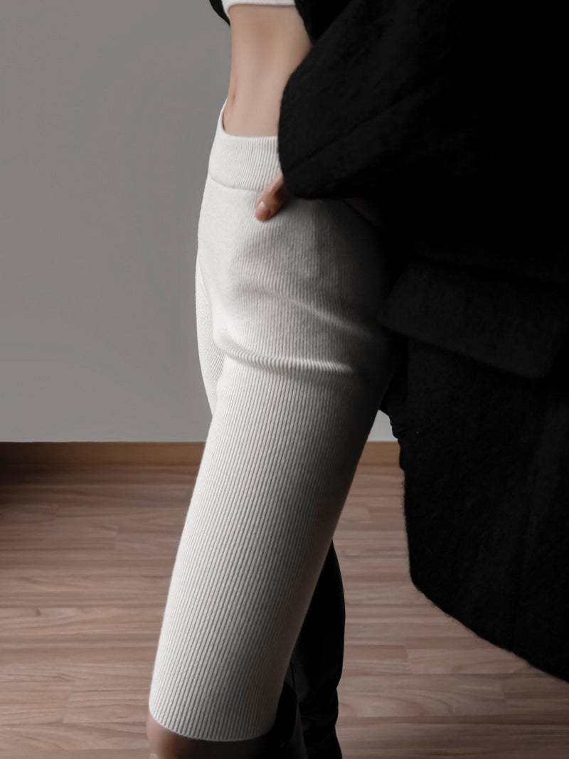 WOOL RIBBED KNIT BIKE PANTS