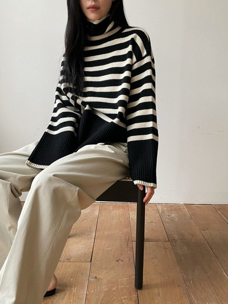 WOOL STRIPED TURTLENECK SIDE SLIT KNIT