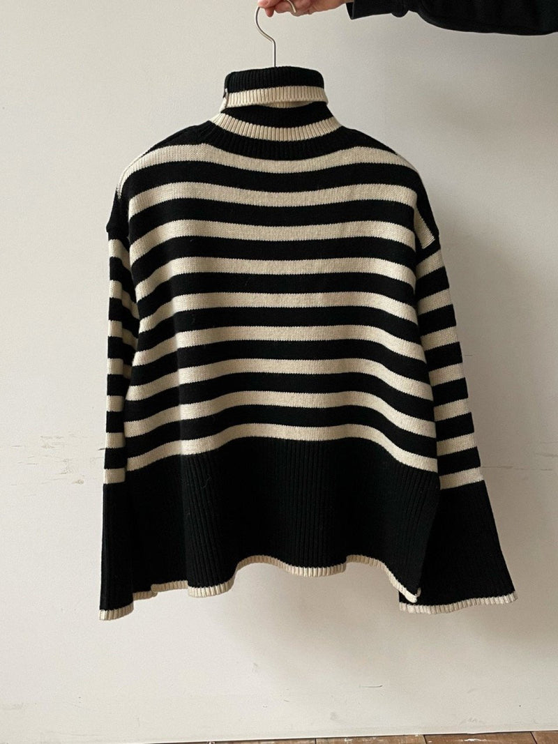 WOOL STRIPED TURTLENECK SIDE SLIT KNIT