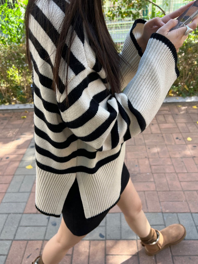 WOOL STRIPED TURTLENECK SIDE SLIT KNIT