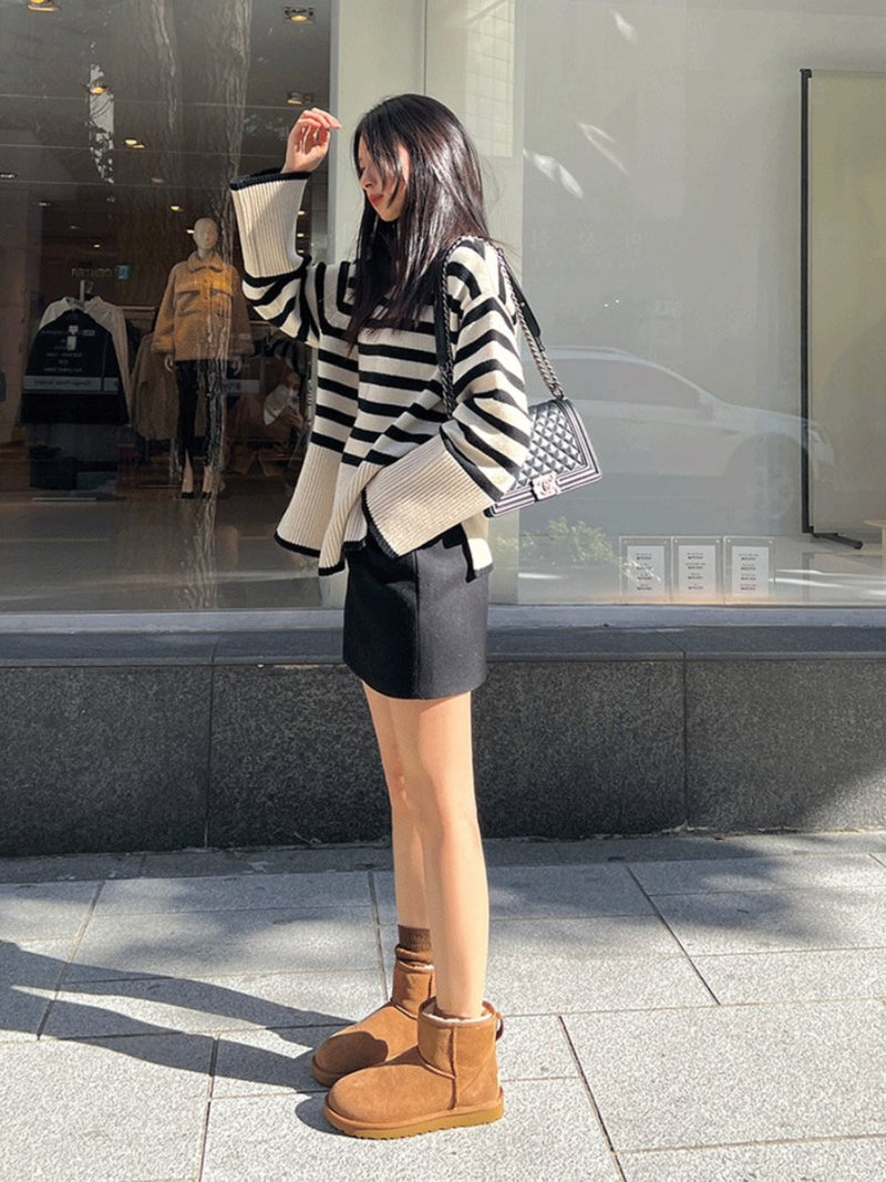 WOOL STRIPED TURTLENECK SIDE SLIT KNIT