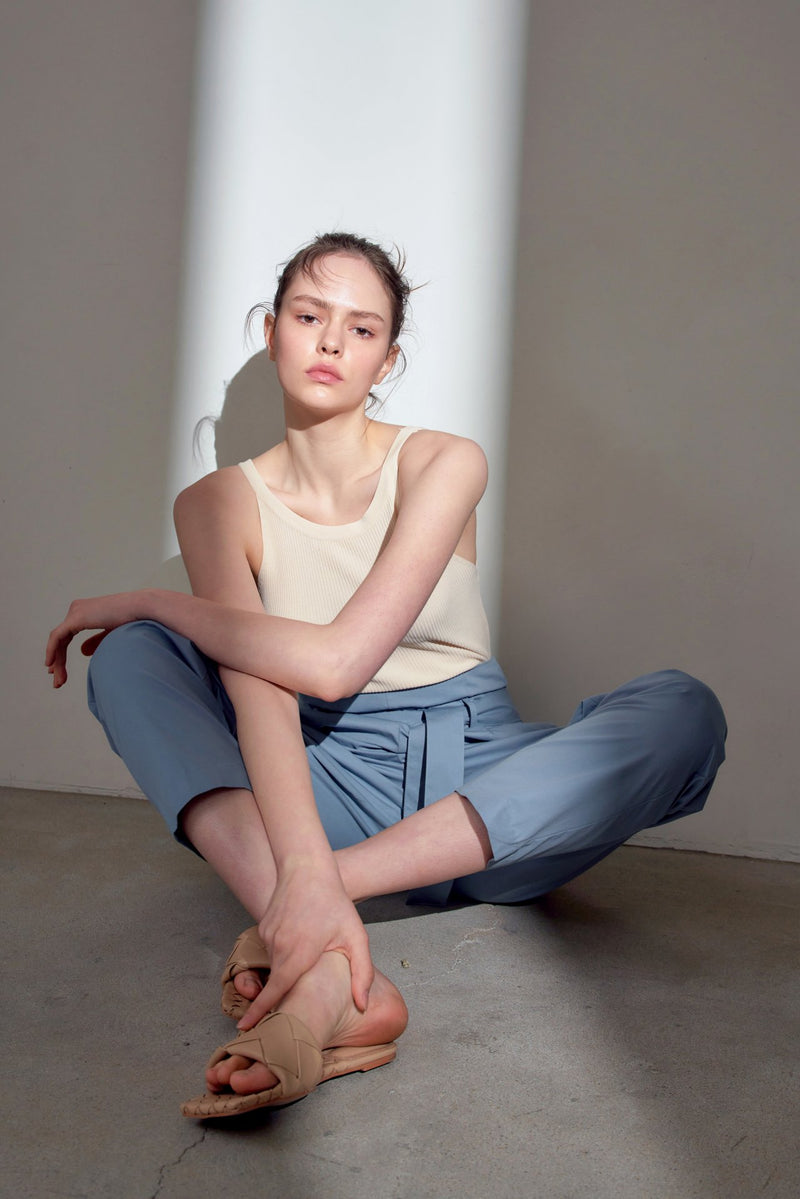 RUFFLE BELTED TROUSERS