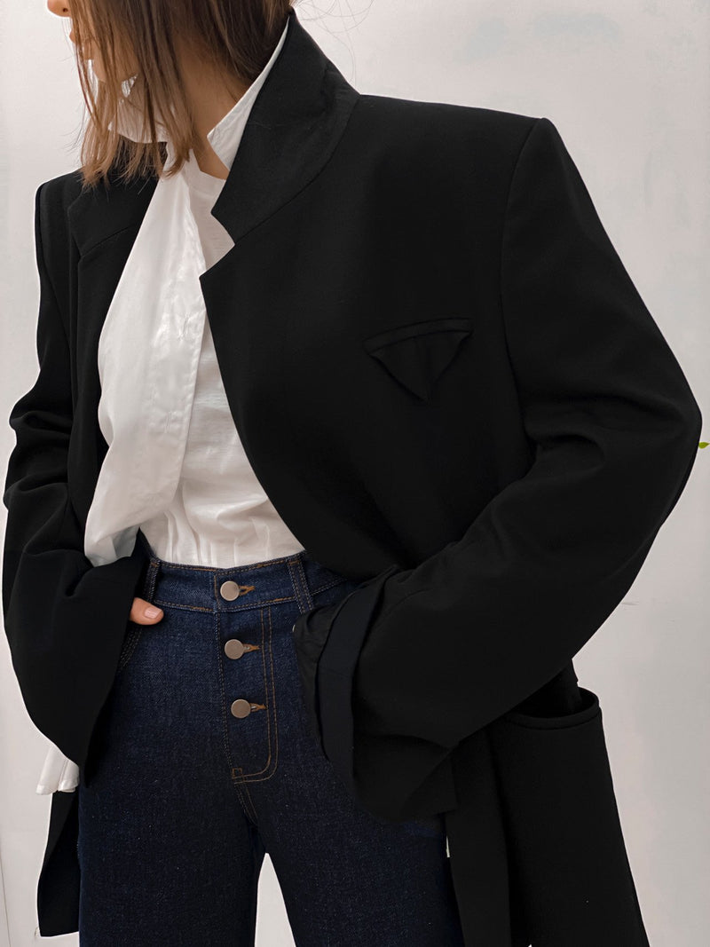 OVERSIZED BUTTONLESS TAILORED BLAZER