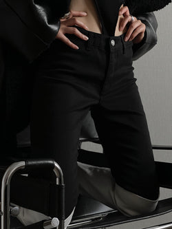CLASSIC BLACK SKINNY JEANS