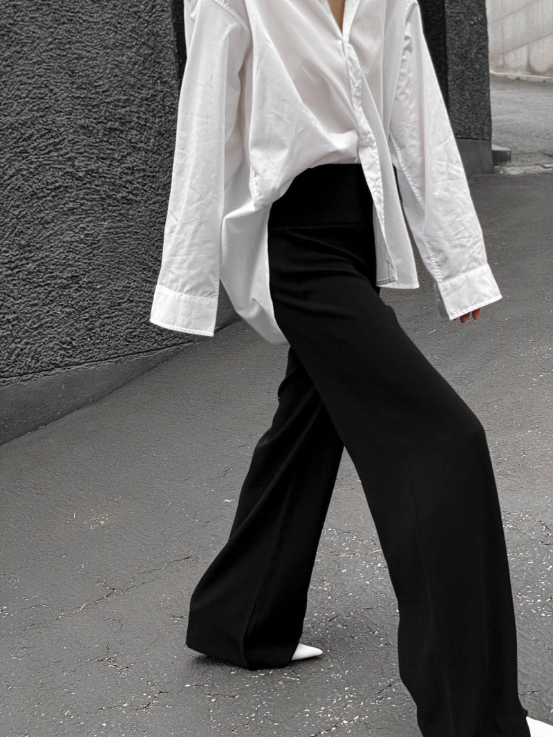 HIGH-RISE WIDE LEG CREPE TROUSERS