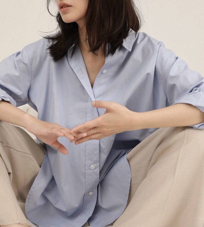 LUXE CLASSIC BUTTON-UP SHIRT