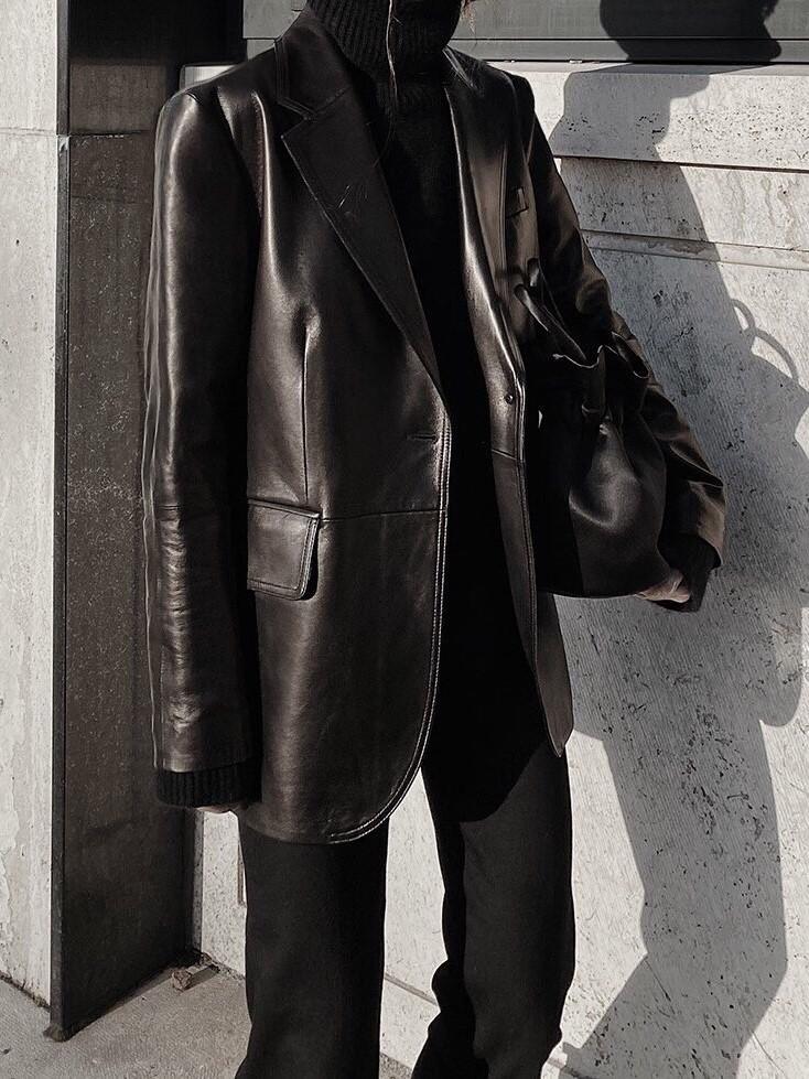 OVERSIZED VEGAN LEATHER BLAZER