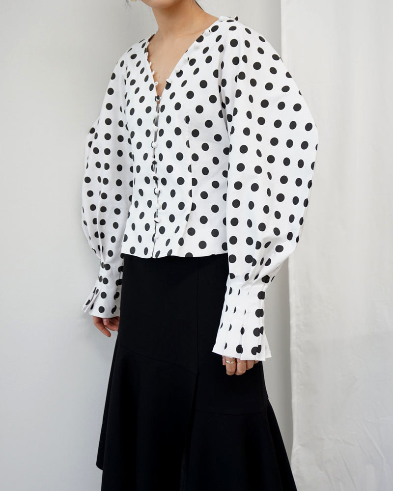 BUTTONED BALLOON SLEEVE BLOUSE
