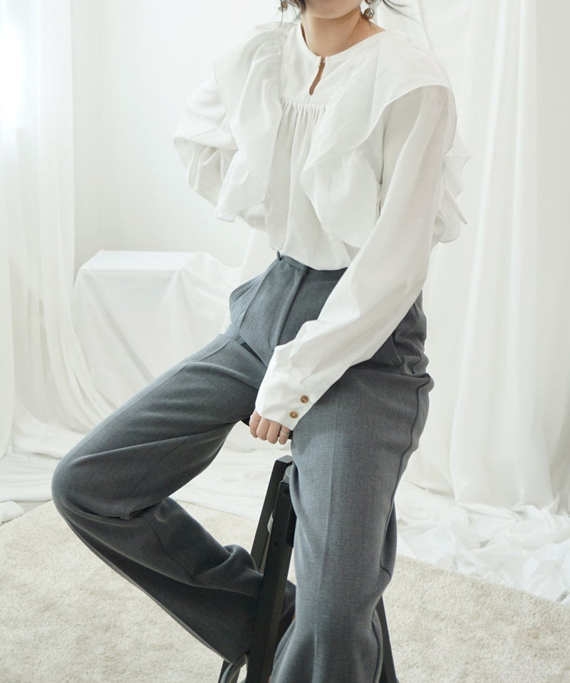 CLASSIC AURORA RUFFLE BLOUSE