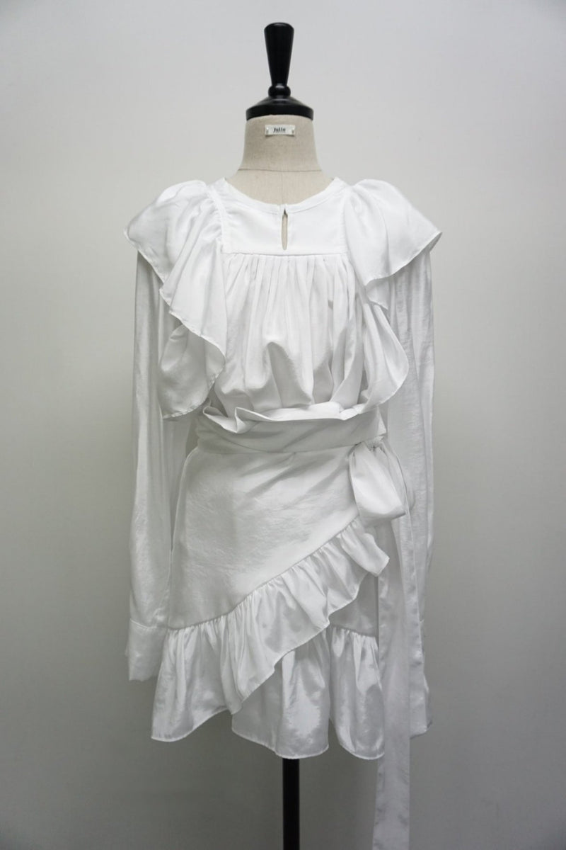 CLASSIC AURORA RUFFLE BLOUSE