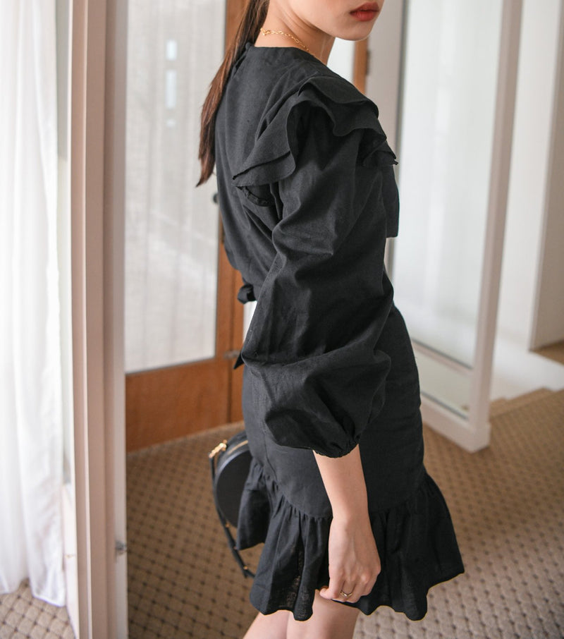 BALLOON SLEEVE RUFFLE DRESS