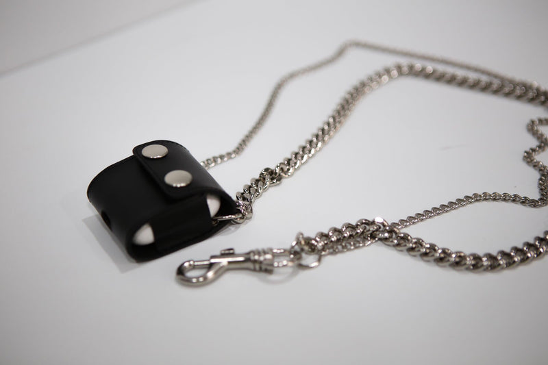 LEATHER AIRPOD CASE WITH CHAIN
