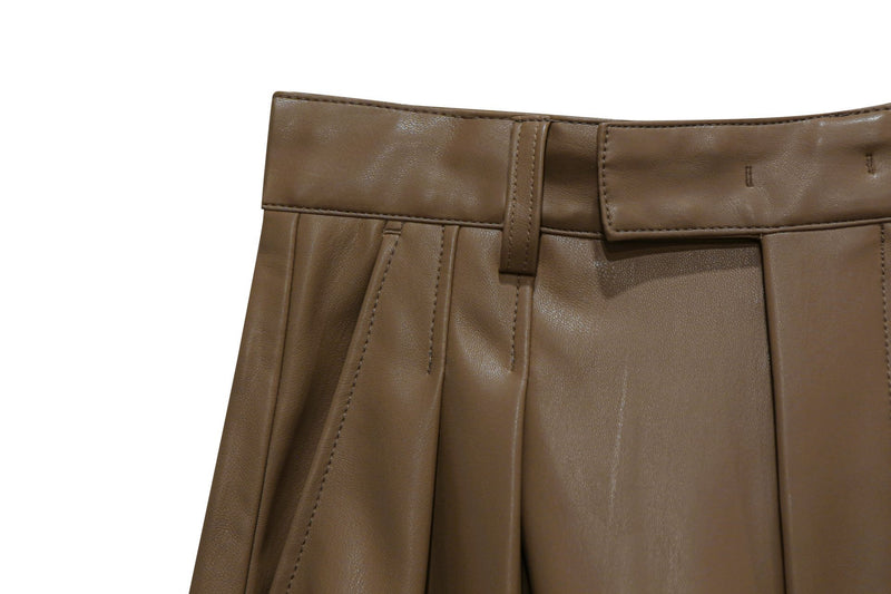 VEGAN LEATHER BERMUDA SHORTS