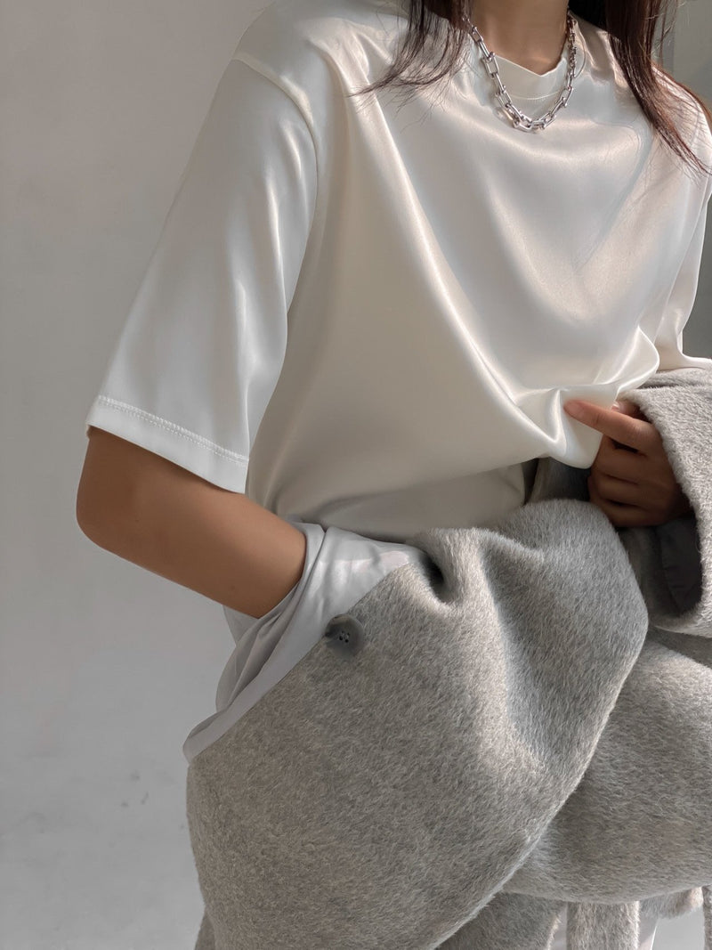 CLASSIC SILKY HALF SLEEVE TOP