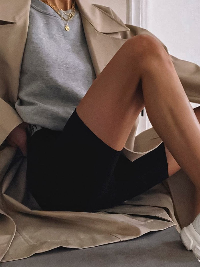 OVERSIZED CROPPED ESSENTIAL SWEATSHIRT